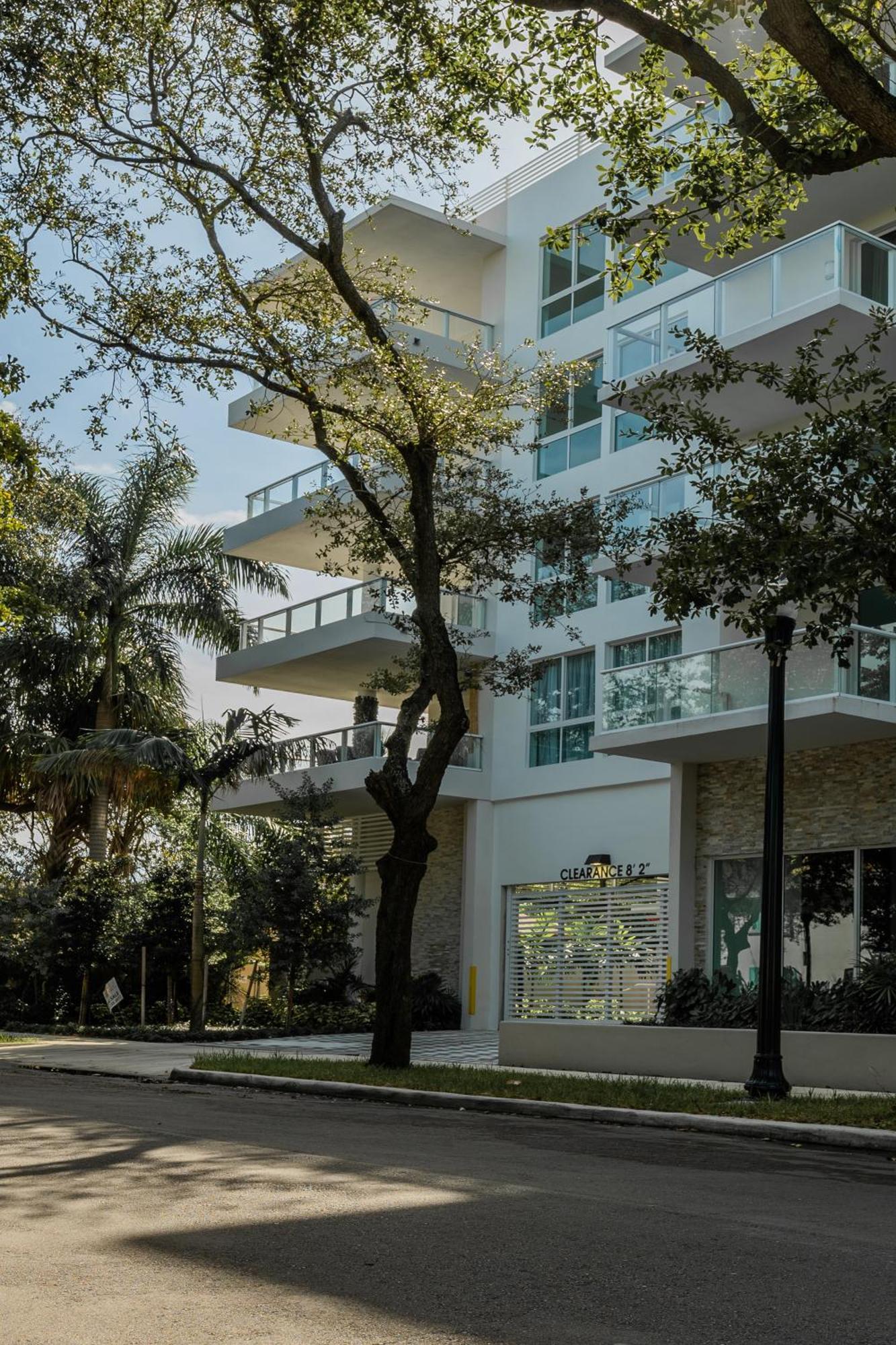 Miami Wood Apart Hotel New 2024 - Private Terrace - Free Garage - Beach 5 Min Hollywood Exterior photo